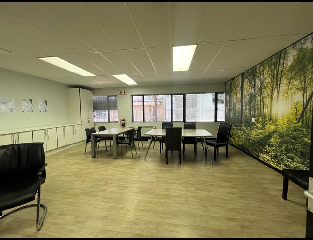 555M² OFFICE TO LET IN ILLOVO
